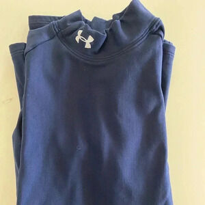 Under armor Men’s XS long turtle neck outdoor thermal snow cold weather